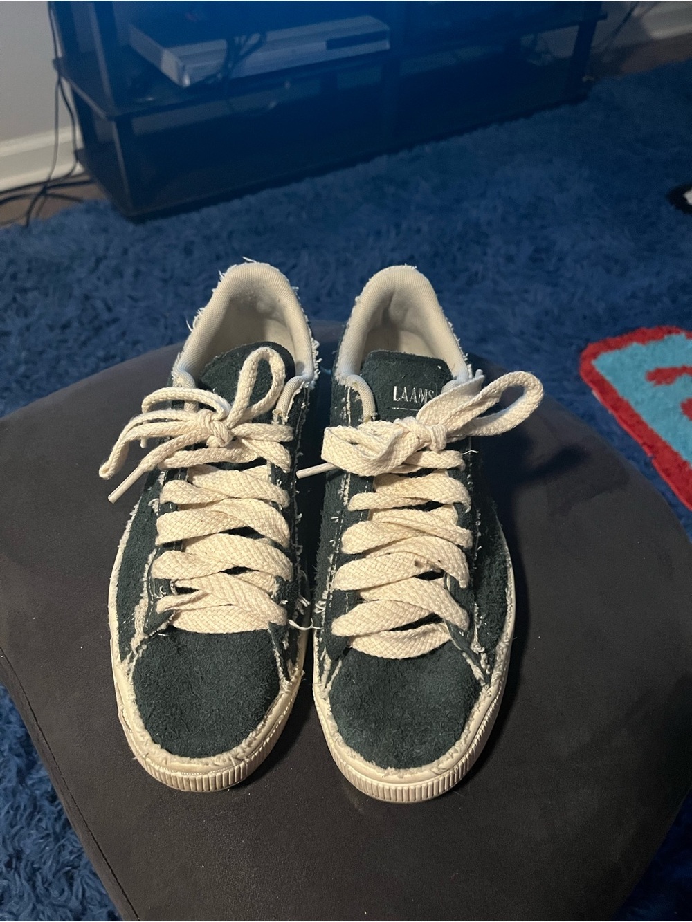 LAAMS X PUMA Green Suede Low-Top Sneakers with Two Pairs of Laces Men’s 9